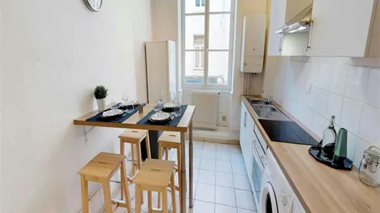 Rooms in Lyon - photo 8