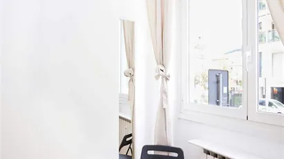 Room for rent in Milano Zona 9 - Porta Garibaldi, Niguarda, Milan