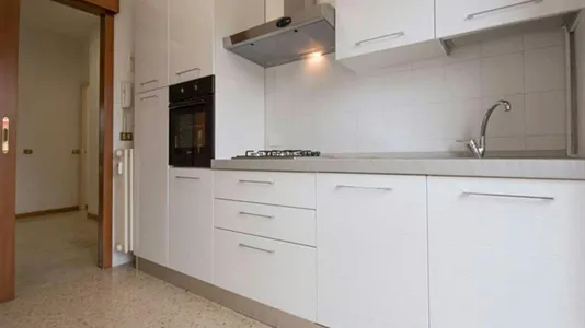 Rooms in Milano Zona 2 - Stazione Centrale, Gorla, Turro, Greco, Crescenzago - photo 7