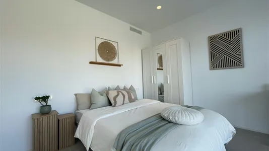 Rooms in L'Hospitalet de Llobregat - photo 3