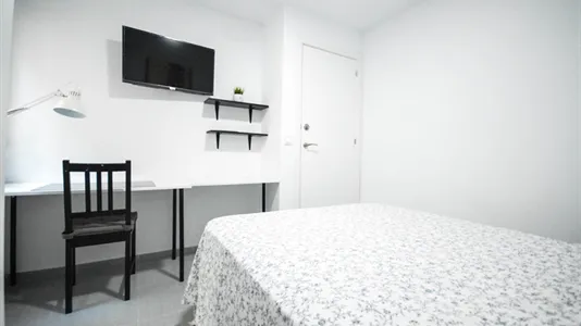 Rooms in Valencia Camins al Grau - photo 4