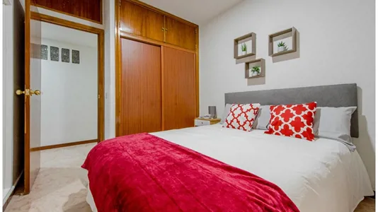 Rooms in Madrid Retiro - photo 2