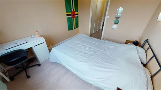 Rooms in Grenoble - photo 2