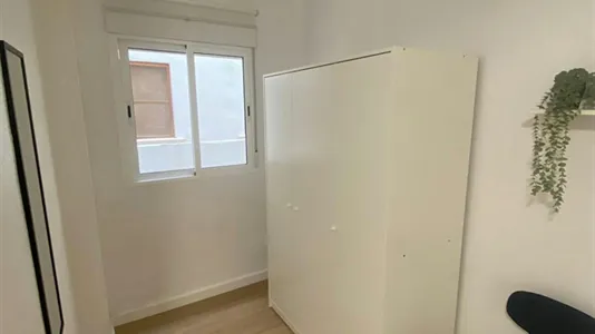 Rooms in Burjassot - photo 4