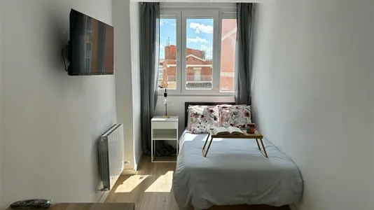 Rooms in Madrid Carabanchel - photo 2