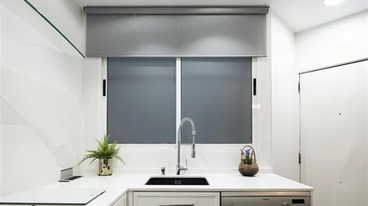 Rooms in Valencia Ciutat Vella - photo 10