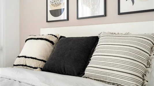 Rooms in Barcelona Sants-Montjuïc - photo 5