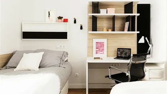 Rooms in Alcalá de Henares - photo 2