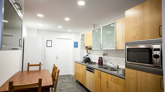 Rooms in Stad Brussel - photo 9