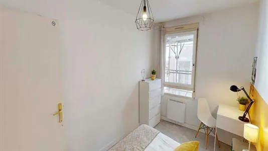 Rooms in Lyon - photo 3