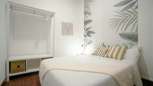 Rooms in Valencia Ciutat Vella - photo 4