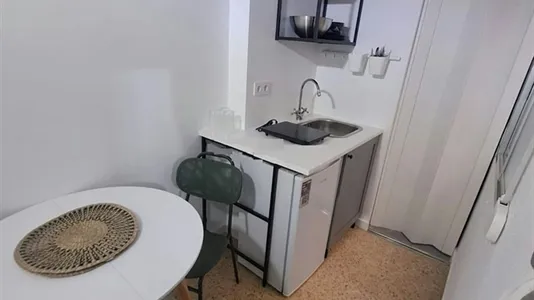 Rooms in Tavernes Blanques - photo 8