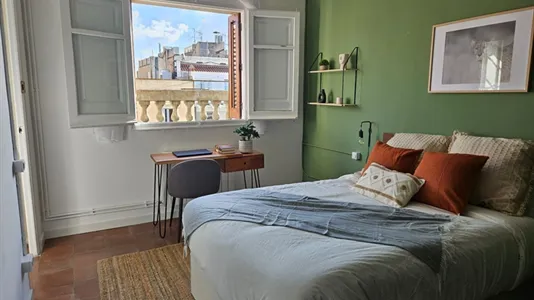 Rooms in Barcelona Eixample - photo 4