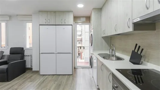 Rooms in Madrid Ciudad Lineal - photo 10