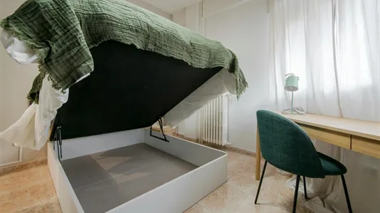 Rooms in Madrid Chamartín - photo 4