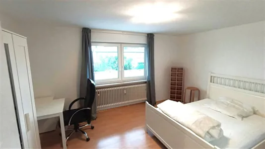 Apartments in Garching - photo 2