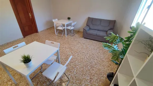 Rooms in Las Barranquillas - photo 8