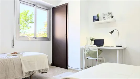 Rooms in Burjassot - photo 4
