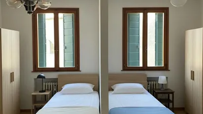 Room for rent in Padua, Veneto