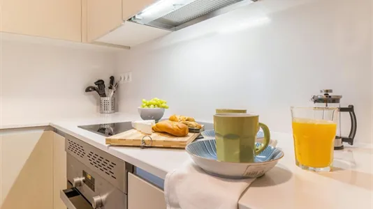 Rooms in Madrid Retiro - photo 10