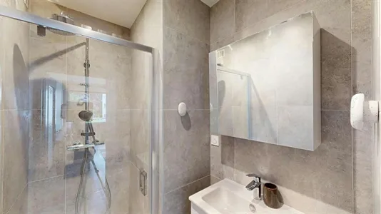 Rooms in Chambéry - photo 7