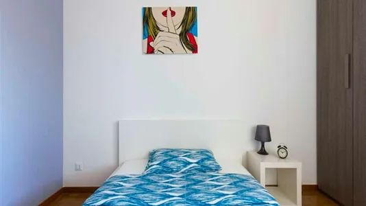 Rooms in Milano Zona 8 - Fiera, Gallaratese, Quarto Oggiaro - photo 3