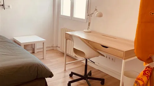 Rooms in Zaragoza - photo 7
