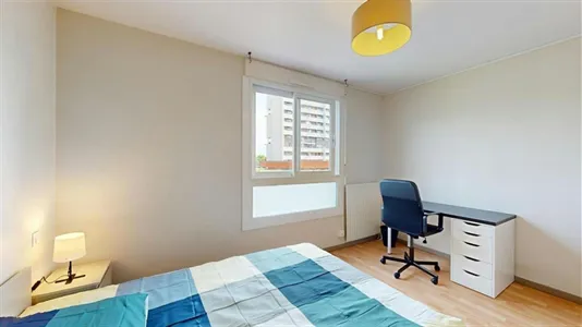 Rooms in Toulouse - photo 3