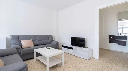 Rooms in Castellón de la Plana/Castelló de la Plana - photo 4