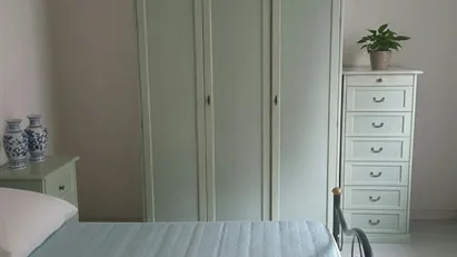 Room for rent in Paderno Dugnano, Lombardia
