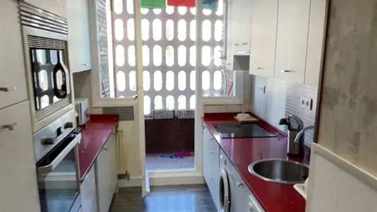 Rooms in Bilbao - photo 4