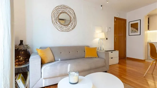 Apartments in Barcelona Ciutat Vella - photo 2