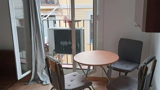 Apartments in Barcelona Ciutat Vella - photo 2