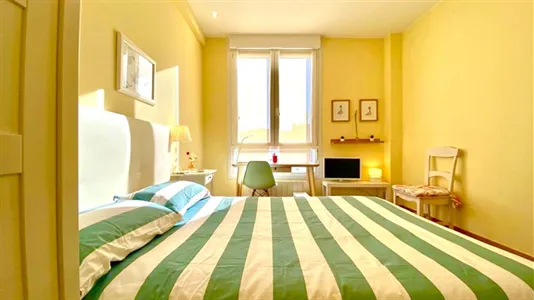 Rooms in Bilbao - photo 4