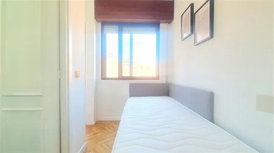 Rooms in Madrid San Blas - photo 3