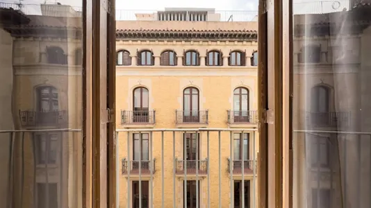 Rooms in Barcelona Ciutat Vella - photo 5