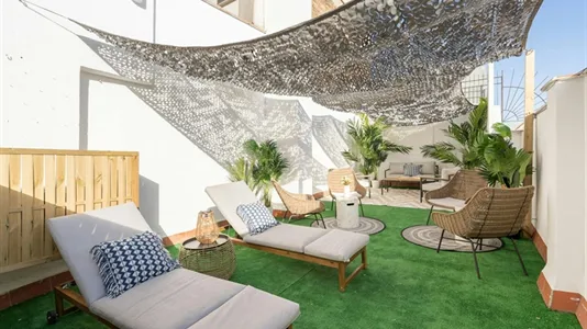 Rooms in Barcelona Ciutat Vella - photo 5