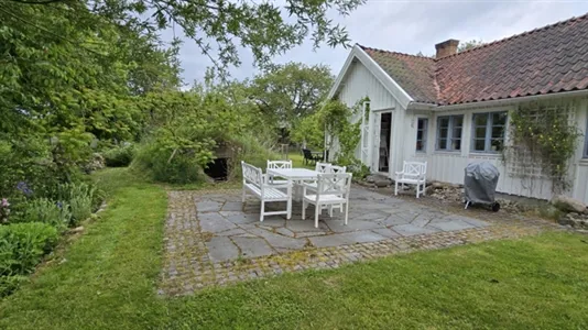Houses in Kungsbacka - photo 1