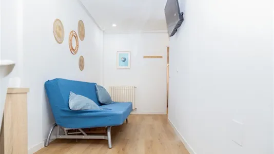 Rooms in Zaragoza - photo 10