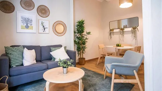 Apartments in Barcelona Ciutat Vella - photo 2