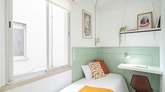 Rooms in Madrid Centro - photo 4