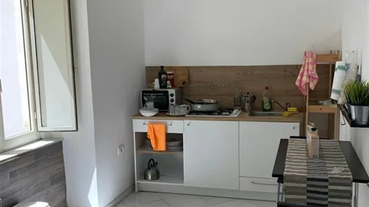 Rooms in Napoli Municipalità 2 - photo 9