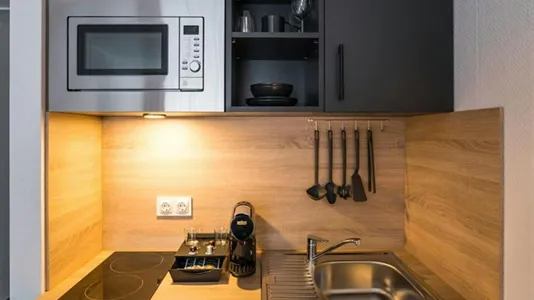 Houses in Dusseldorf - photo 8