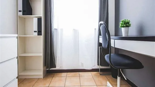 Rooms in Milano Zona 2 - Stazione Centrale, Gorla, Turro, Greco, Crescenzago - photo 2