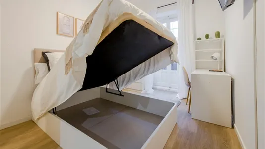 Rooms in Madrid Centro - photo 5