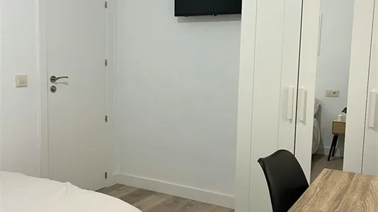 Rooms in Jaén - photo 4