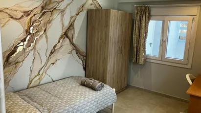 Room for rent in Neapoli-Sykies, Central Macedonia
