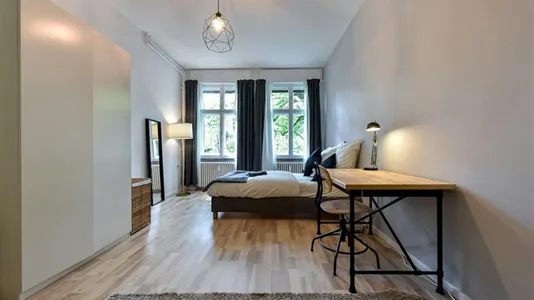 Rooms in Berlin Friedrichshain-Kreuzberg - photo 2