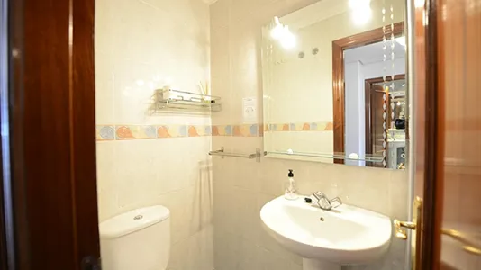 Rooms in Bilbao - photo 7