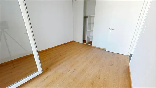 Apartments in Villefranche-sur-Saône - photo 3